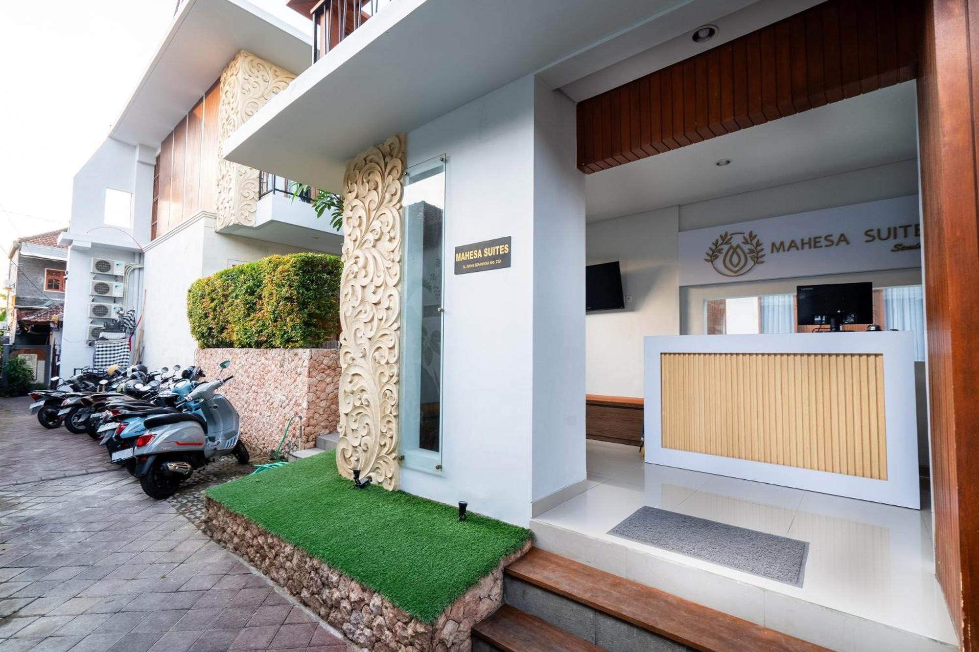 Mahesa Suites Seminyak Zewnętrze zdjęcie